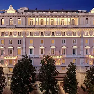 https://marriott-grand-flora.it-romehotels.com