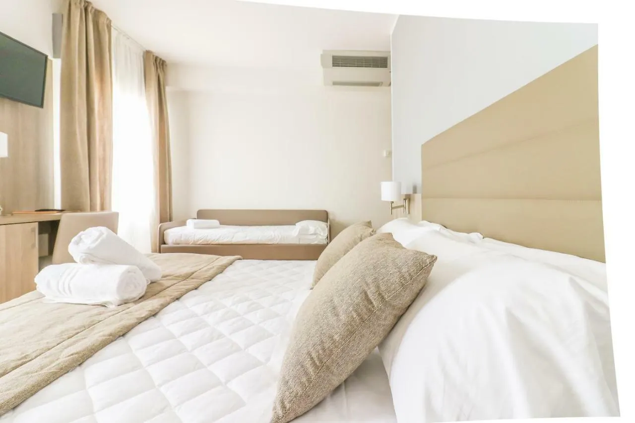 Hotel Loreley 리도 디 예솔로 3*,  이탈리아