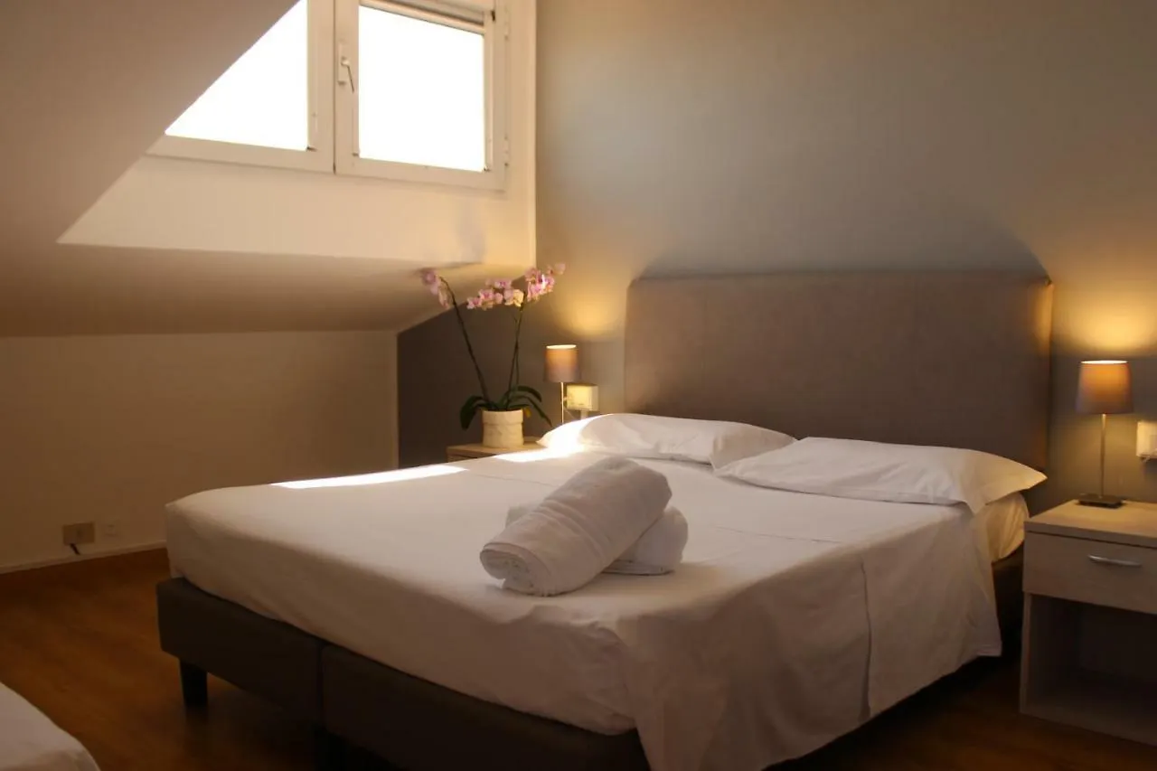Hotel Loreley 리도 디 예솔로